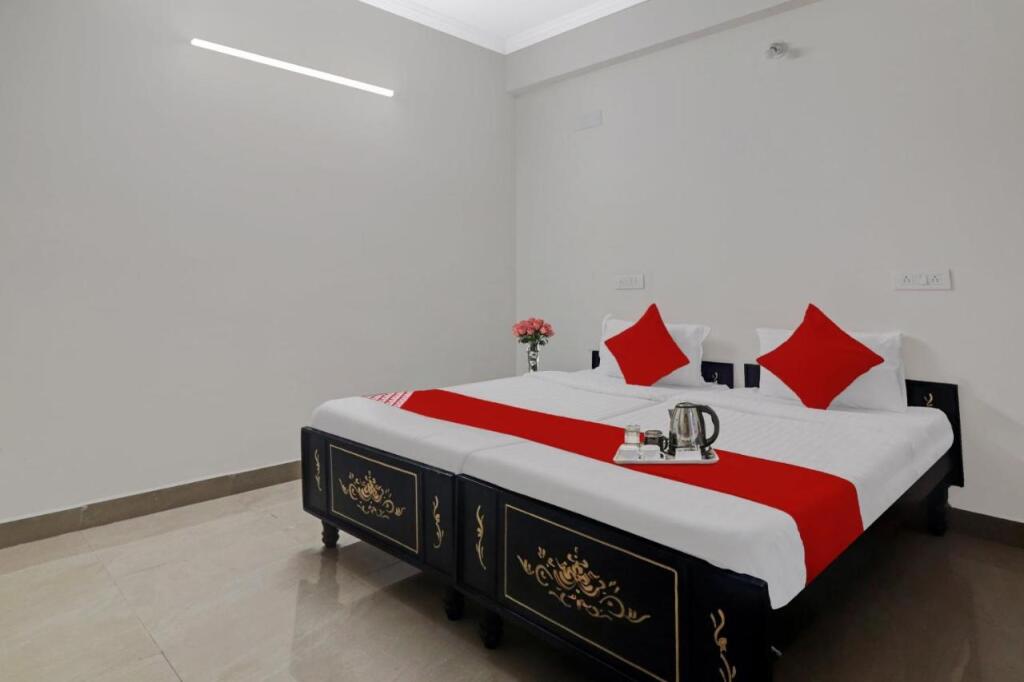 Хидерабад: Oyo 91495 Hotel Vijay Laxmi Residency