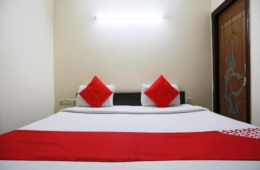 Хидерабад: Oyo 70142 Astar Hotel Inn