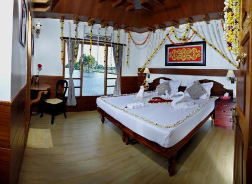 Кумараком: Abad Premium House Boat