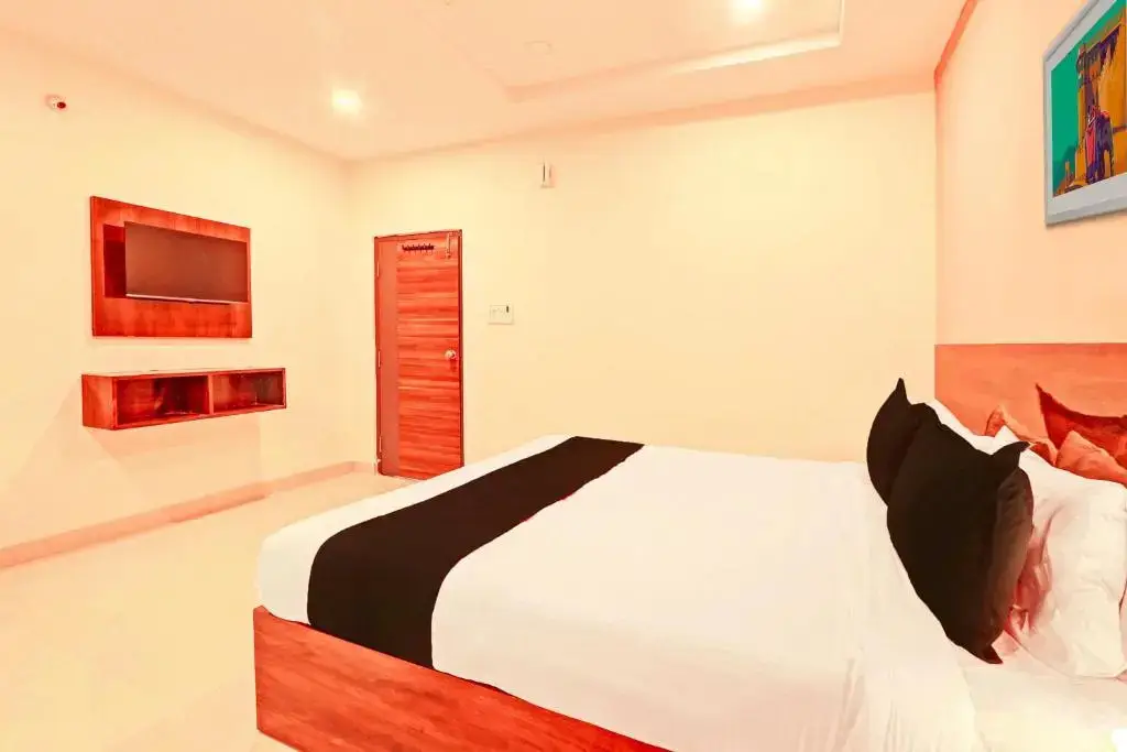 Хидерабад: OYO Flagship 80468 Hotel R Square