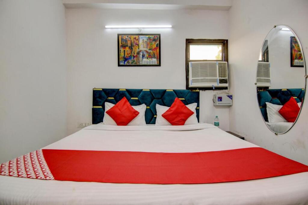 Нью-Дели: Oyo Flagship Yadav Residency