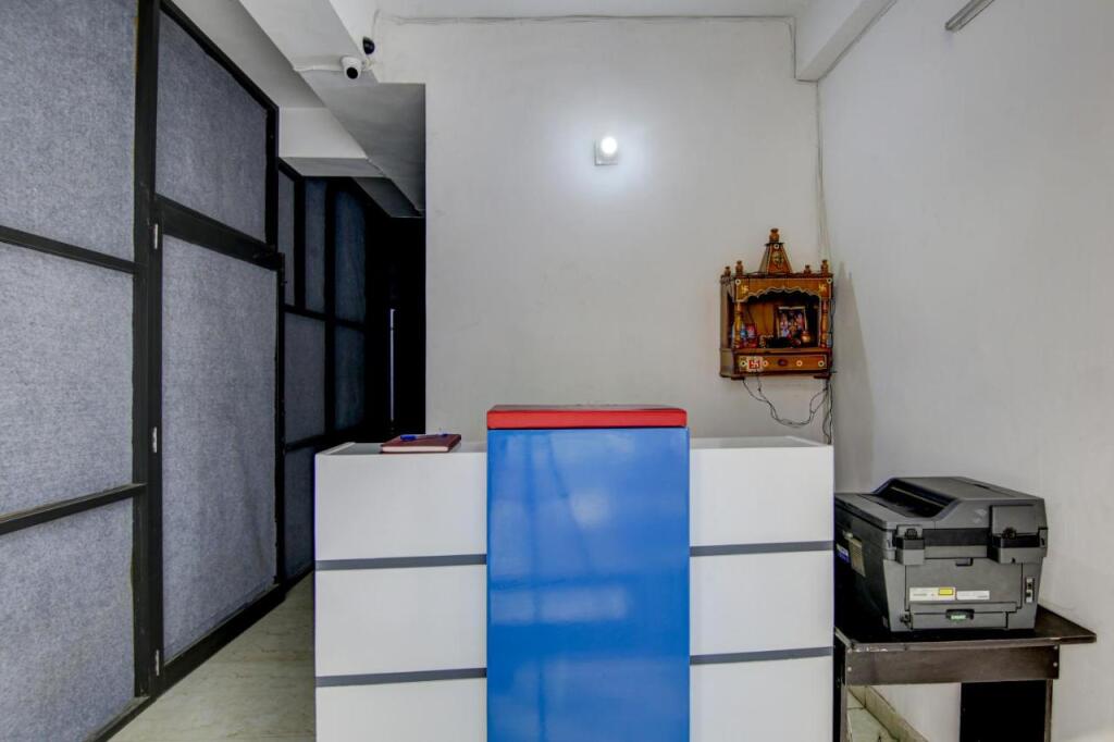 Нью-Дели: Oyo Flagship Yadav Residency