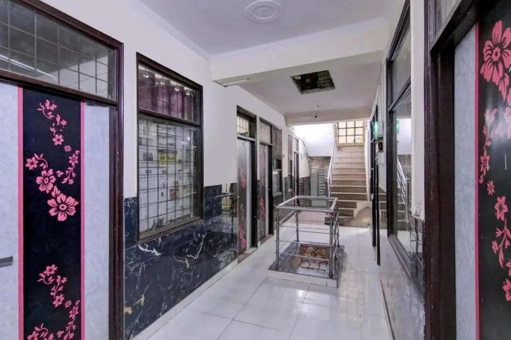 Нью-Дели: OYO Flagship 80561 Hansa Residency