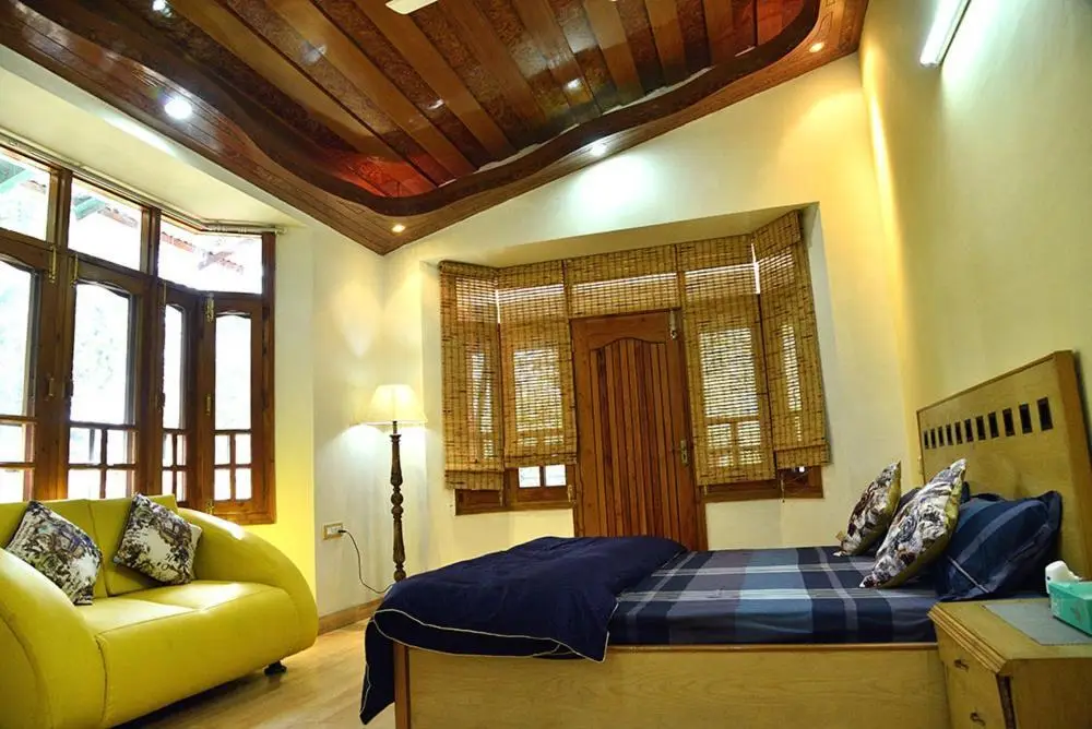 Чамба: 03 Bedroom Villa