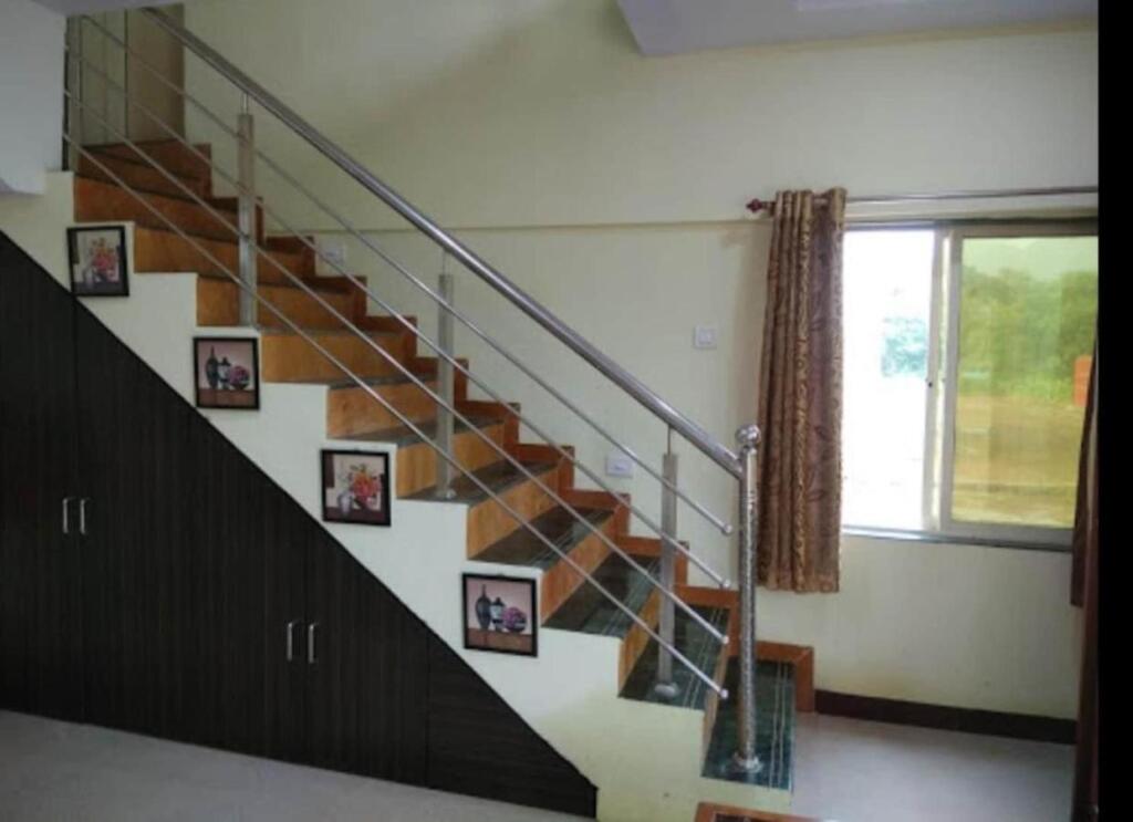 Киим: Vasant Villa 4BHK