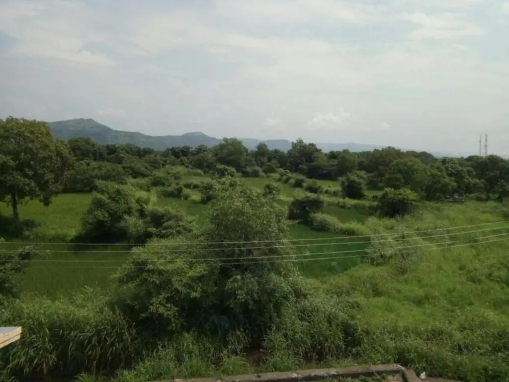 Киим: Vasant Villa 4BHK