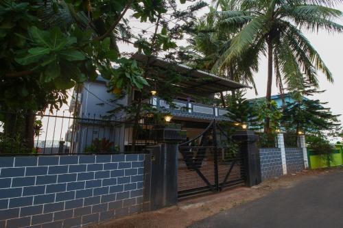 Hill Top Luxury Villa - 3 BHK || Infinity Pool — фото 1