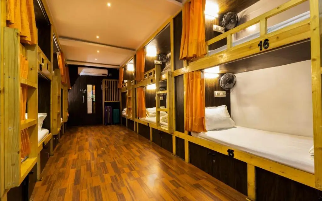 Мумбаи: Sunrise Dormitory Hostel