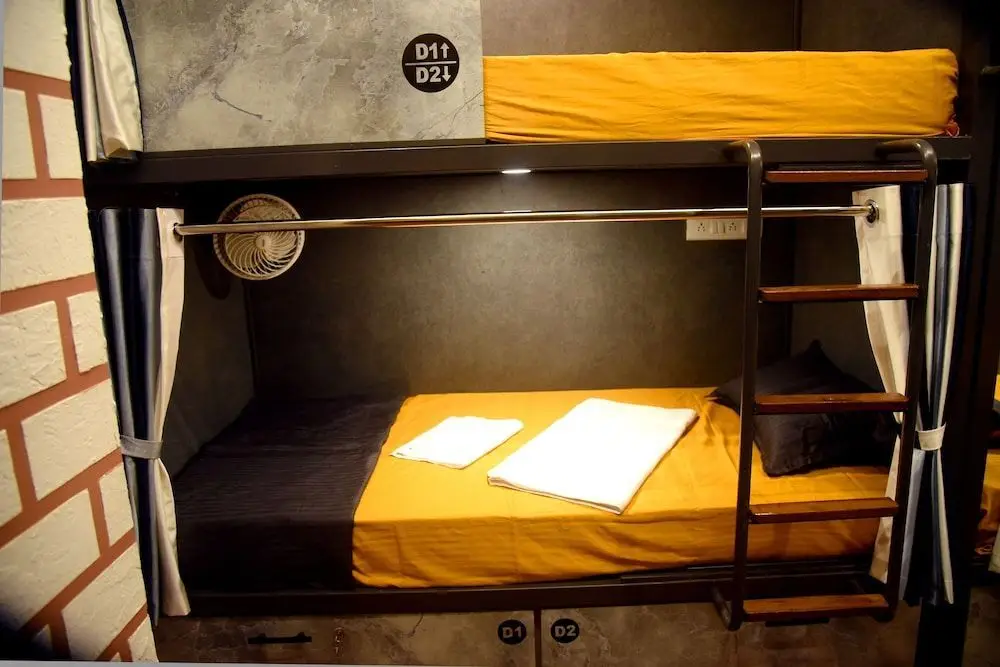Ахмедабад: Charyana Hotel Ac Dormitory