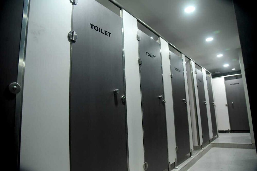 Charyana Hotel Ac Dormitory — фото 1