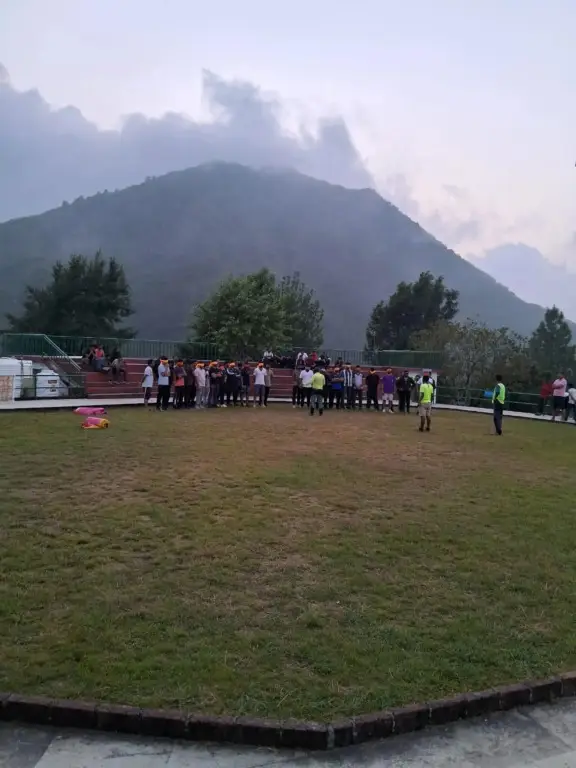 Массури: The Himalayan Hostel