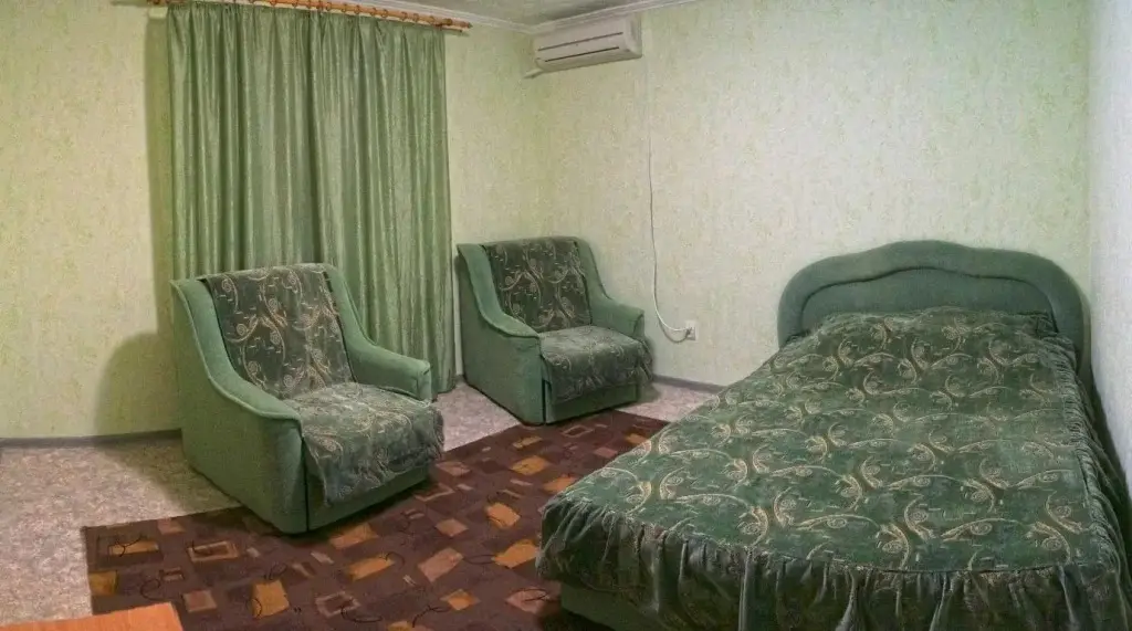 Судак: Guest House Yakor