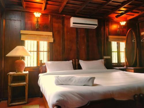 Cherthala: Palathra Heritage
