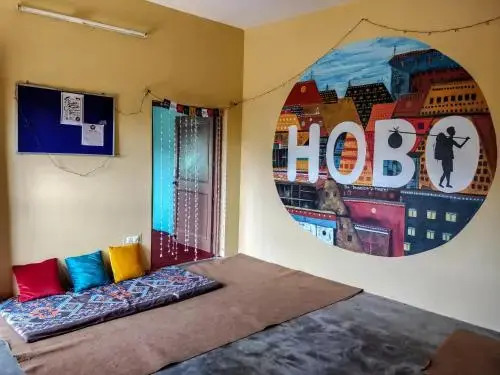 Кангра: Hobo Hostel