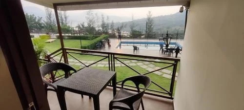 Хандала: Green Velvet Resort-Near Pawna Lake