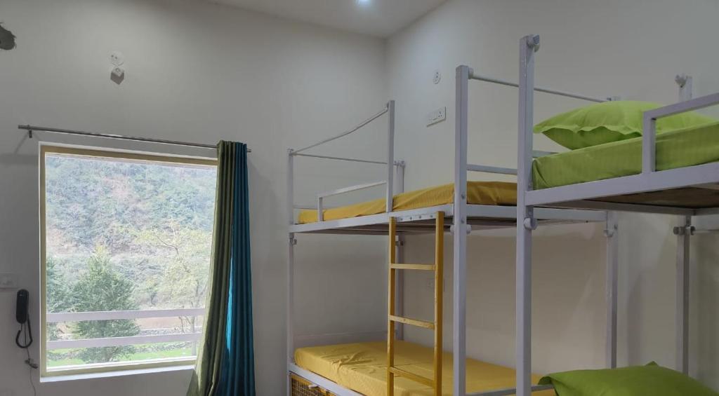 Прем-Нагар: The Needam Resort- Maldevta Dehradun