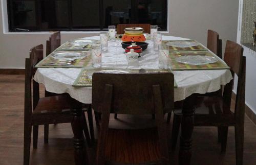 Муннар: Grace Inn Munnar Homestay