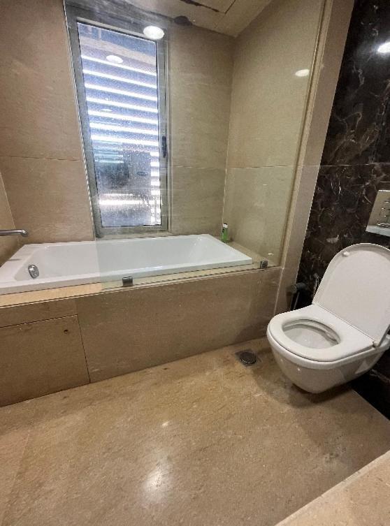 Мумбаи: Private Bedroom in a Shared Apartment