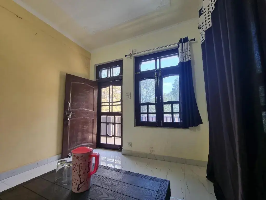 Чамба: NH 47 Rooms