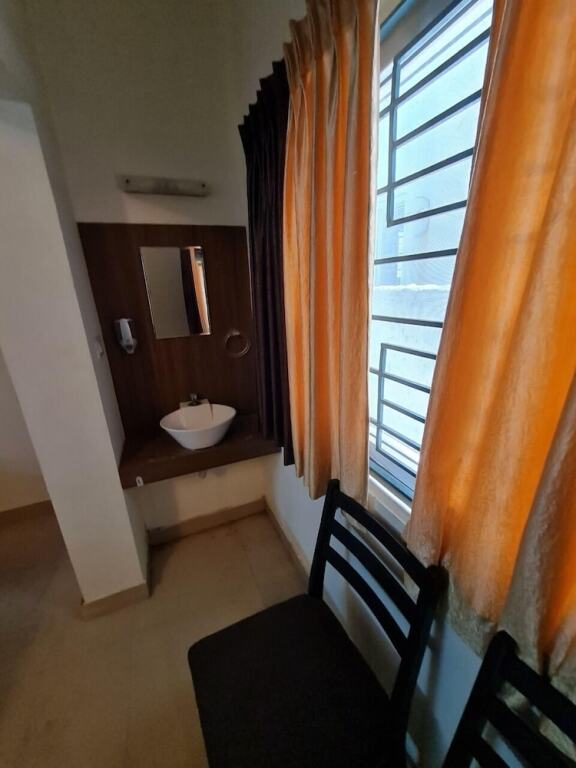 Ченнаи: S4 Sruthi Service Apartment
