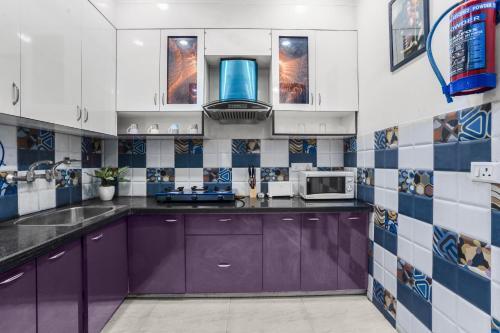 Entire World Class Apartment near Metro Station — фото 1