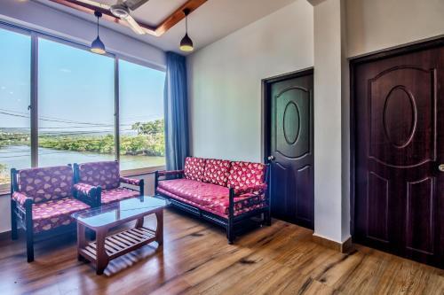Бага: Amazing Baga River View 2BHK Apartment By Stay Over Home