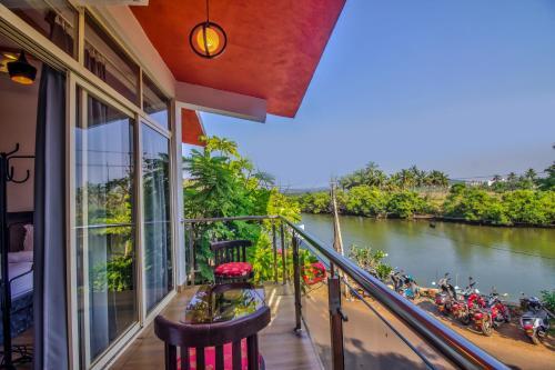 Amazing Baga River View 2BHK Apartment By Stay Over Home — фото 1