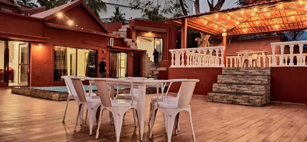 Мумбаи: Villa 406, Dr Wade with Private Pool and Gazebo in Royal Palms Mumbai
