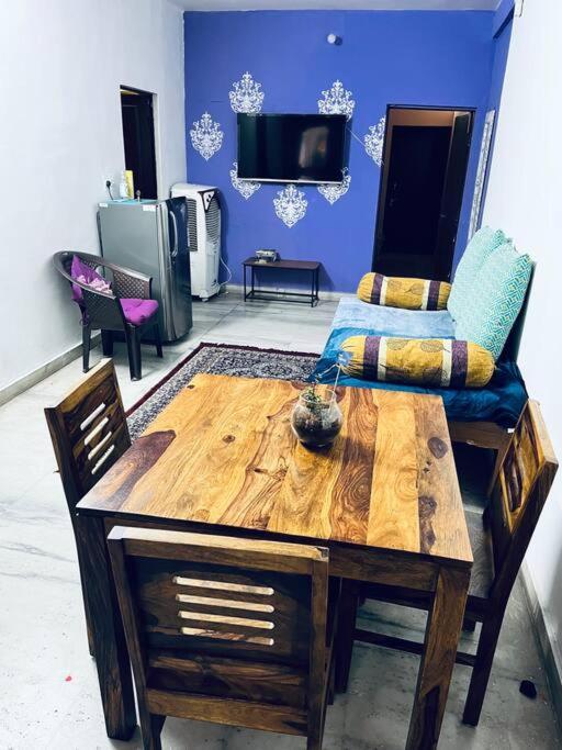 Джайпур: Mango Tree Suites ✪Centrally Located ✪3 BedRooms ✪Parking ✪5 Star Rating