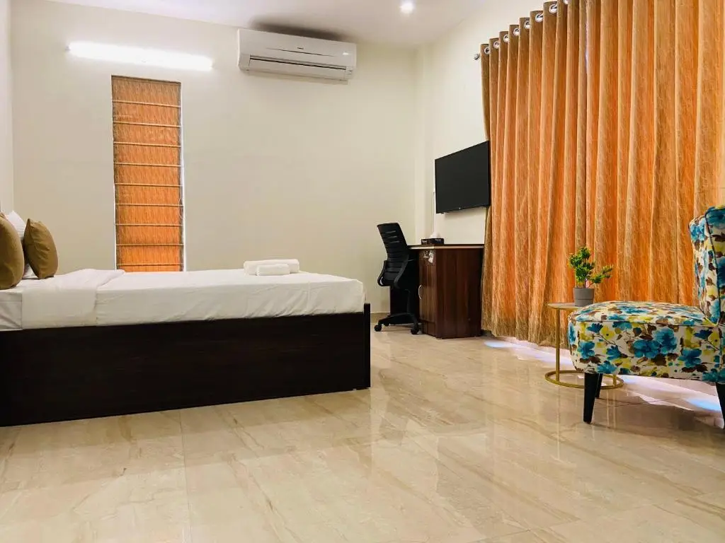 BluO Lake View 1BHK New Town - Terrace Garden, Gym — фото 1