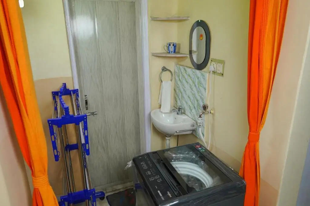 Колката: Casa Bala, Kolkata - Furnished 1 Bhk Apartment Near Gariahat, South Kolkata