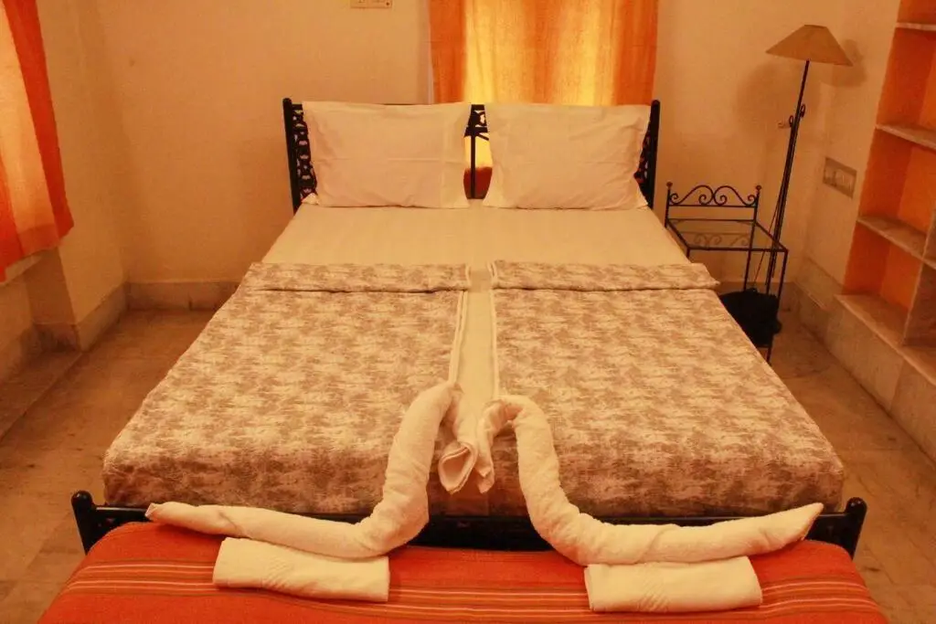 Колката: Casa Bala, Kolkata - Furnished 1 Bhk Apartment Near Gariahat, South Kolkata