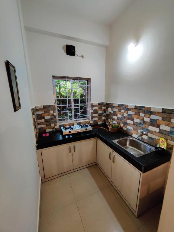 Гувахати: HAPPYHOME - a spacious homestay with self cooking facility