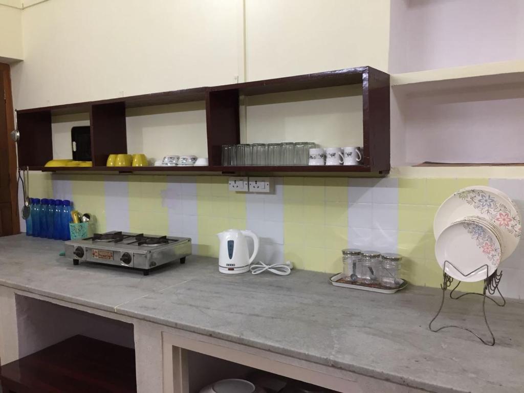 2 AC Rooms with Kitchen & Lounge near Ganges — фото 1