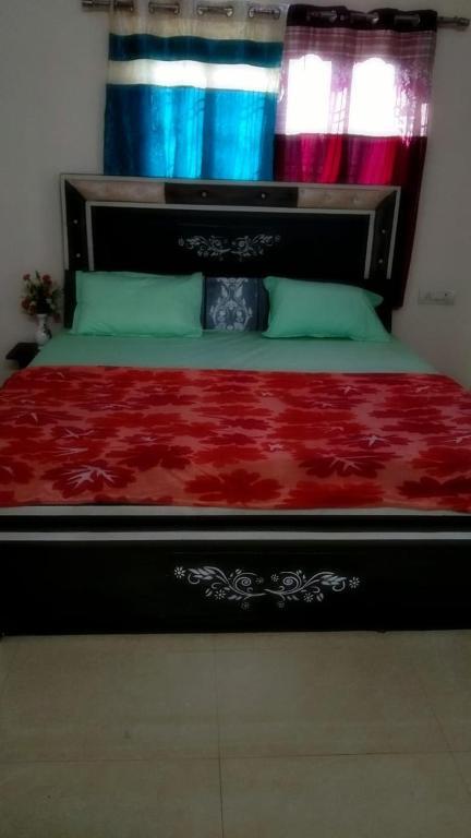 Варанаси: Holiday's Home - 4 Bedrooms Apartment.