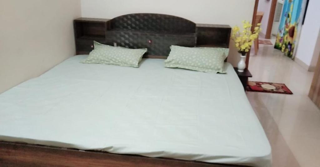 Варанаси: Holiday's Home - 4 Bedrooms Apartment.