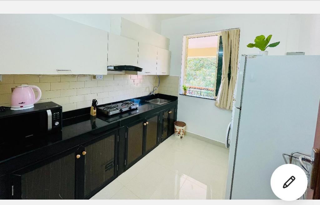 Калангут: Breezy luxury 2BHK holday home near calangute beach