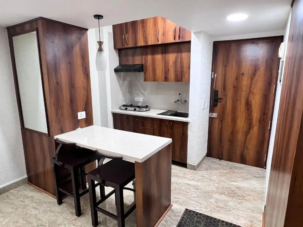 Газиабад: Premium 1 bedroom Assotech Cabana Studio