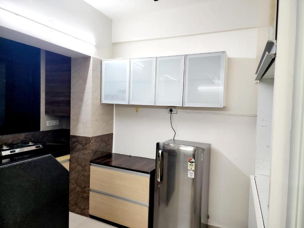 Нави-Мумбай: Sapphire service apartment
