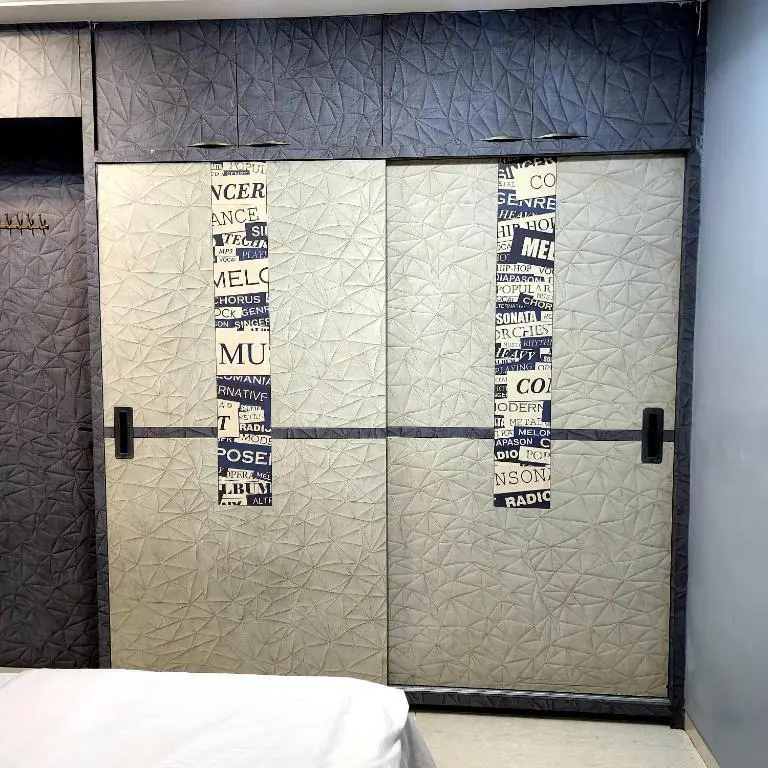 Sapphire service apartment — фото 1