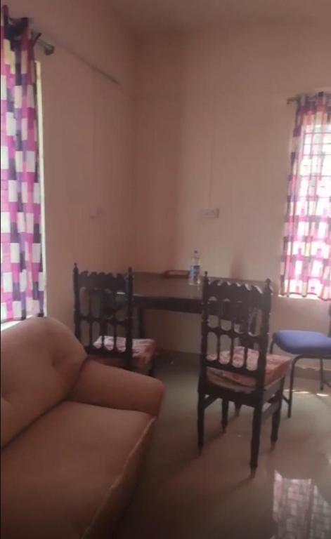 Бхубанешвар: WeKare - 1 BHK Service Apartments