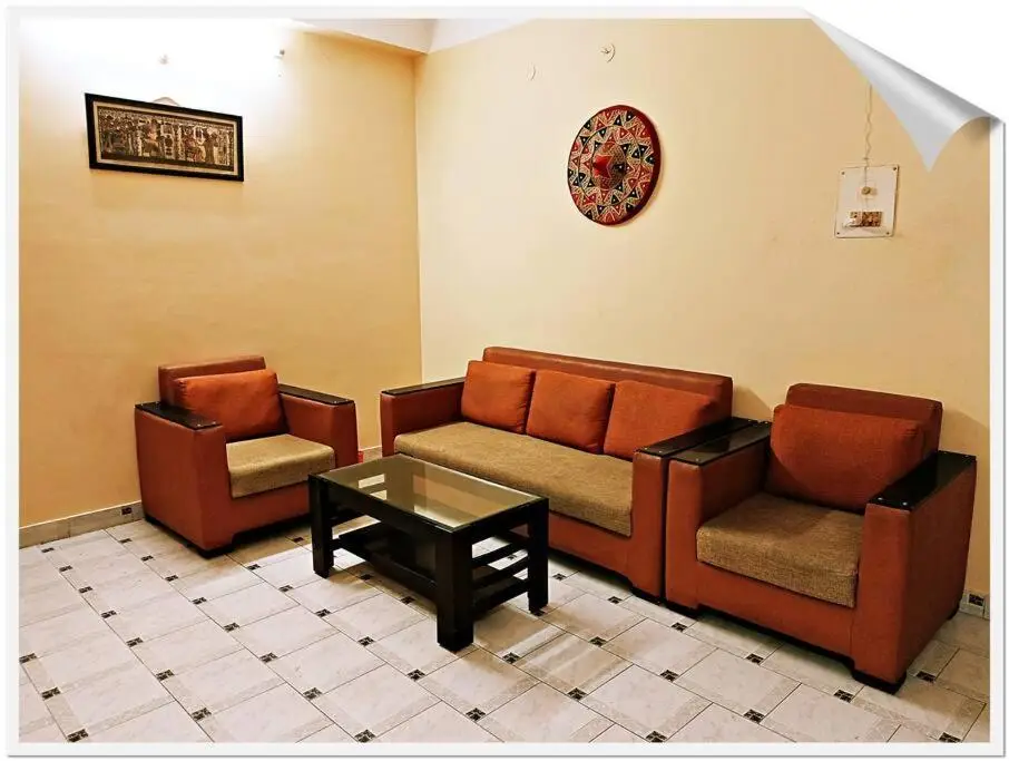 Non-AC Single Room on rent at KL Villa — фото 1
