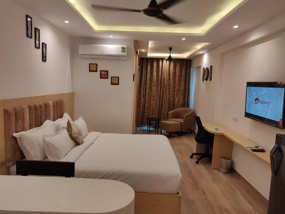 Джайпур: Lovely Studio apartment 1-bedroom with small kitchen and pool