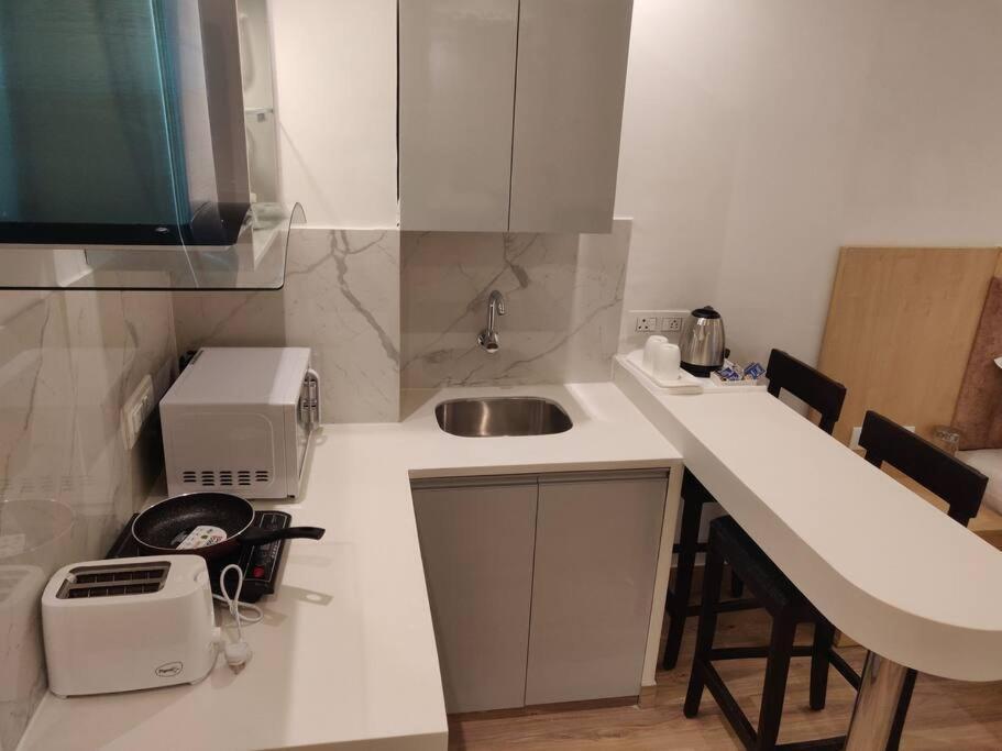 Джайпур: Lovely Studio apartment 1-bedroom with small kitchen and pool