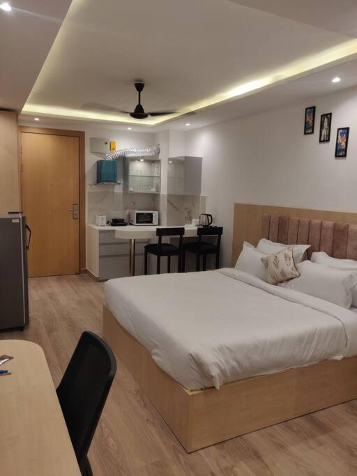 Джайпур: Lovely Studio apartment 1-bedroom with small kitchen and pool