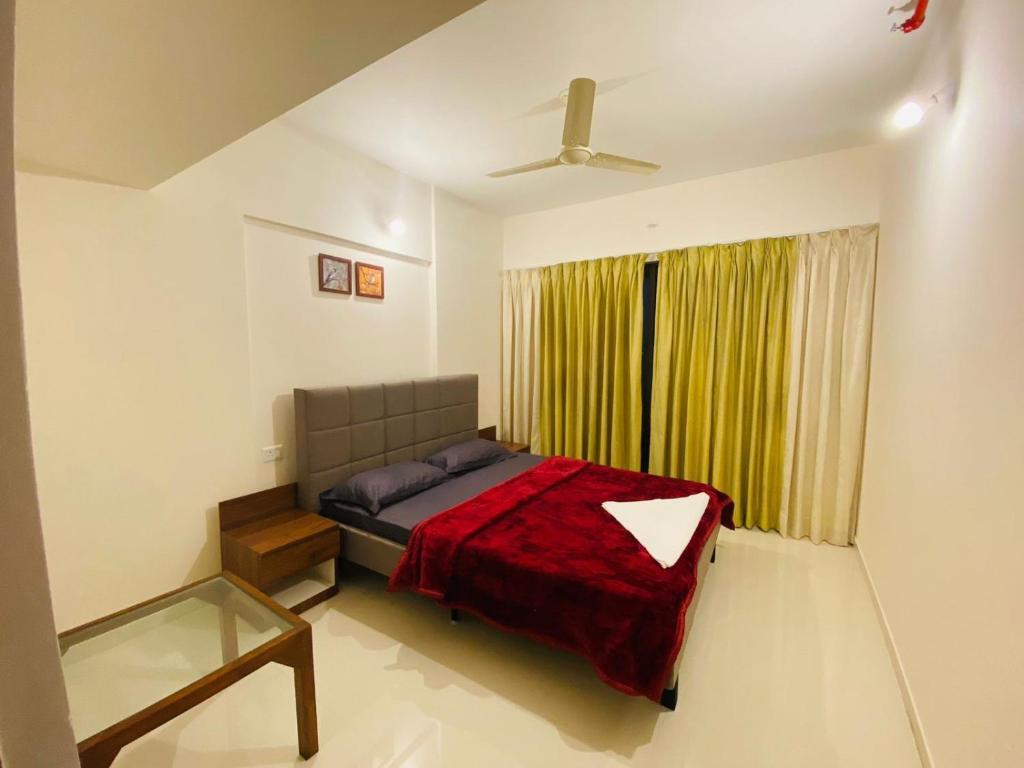 Humming Bird -Service Appt - 2 BHK — фото 1