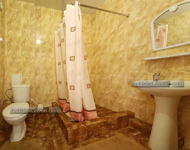 Коктебель: Guest House Iva