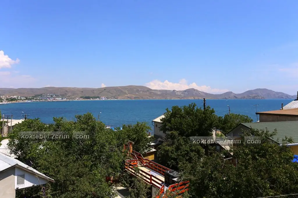 Коктебель: Guest House Iva