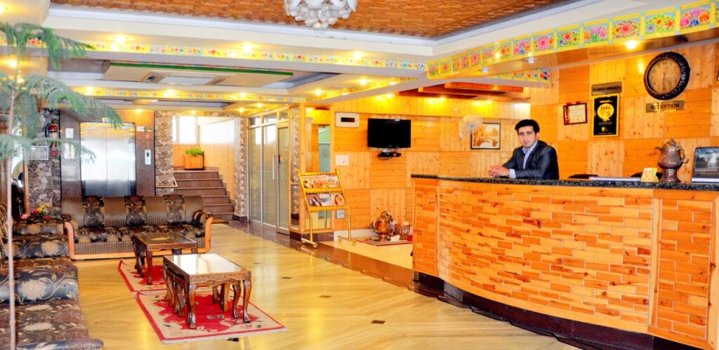 Hotel Regal Palace — фото 1