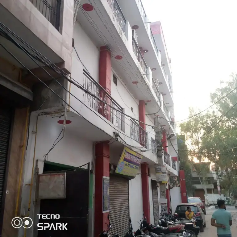 Нью-Дели: OYO Home 70156 Hotel Red Heart